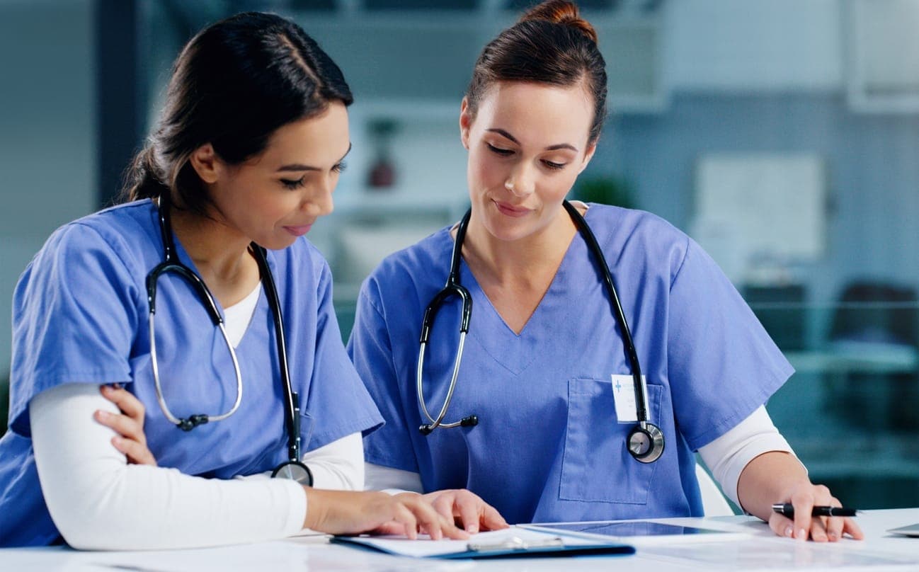 Which Nursing Course in Canada Is Right for You?